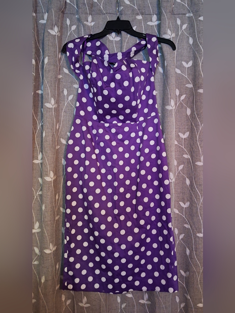 VOH Halter Purple Polka Dot Wiggle Dress.             15 Flat Waist - Picture 2 of 5